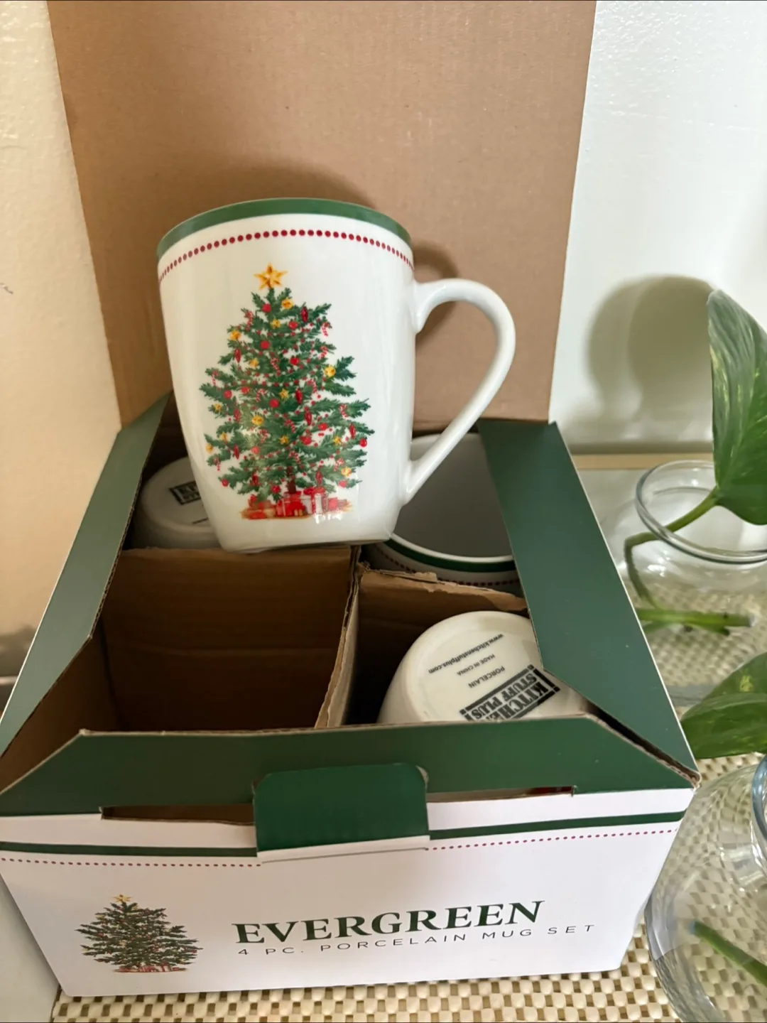 Evergreen Porcelain Mug Set thumbnail