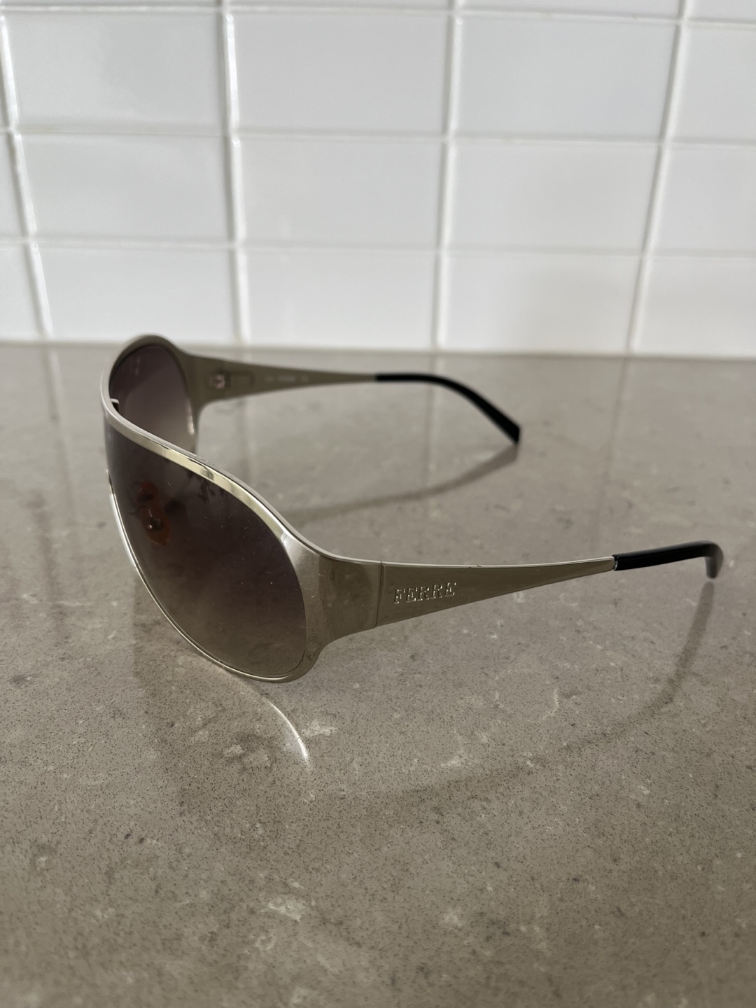 Gianfranco Ferre Sunglasses - photo 2
