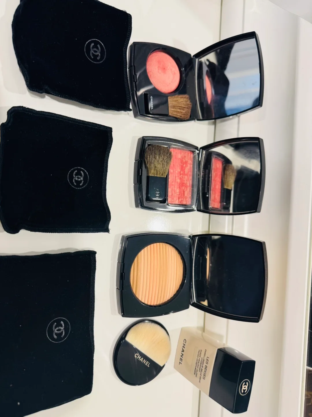 CHANEL Blush and Face Powder Collection image indicator(2)