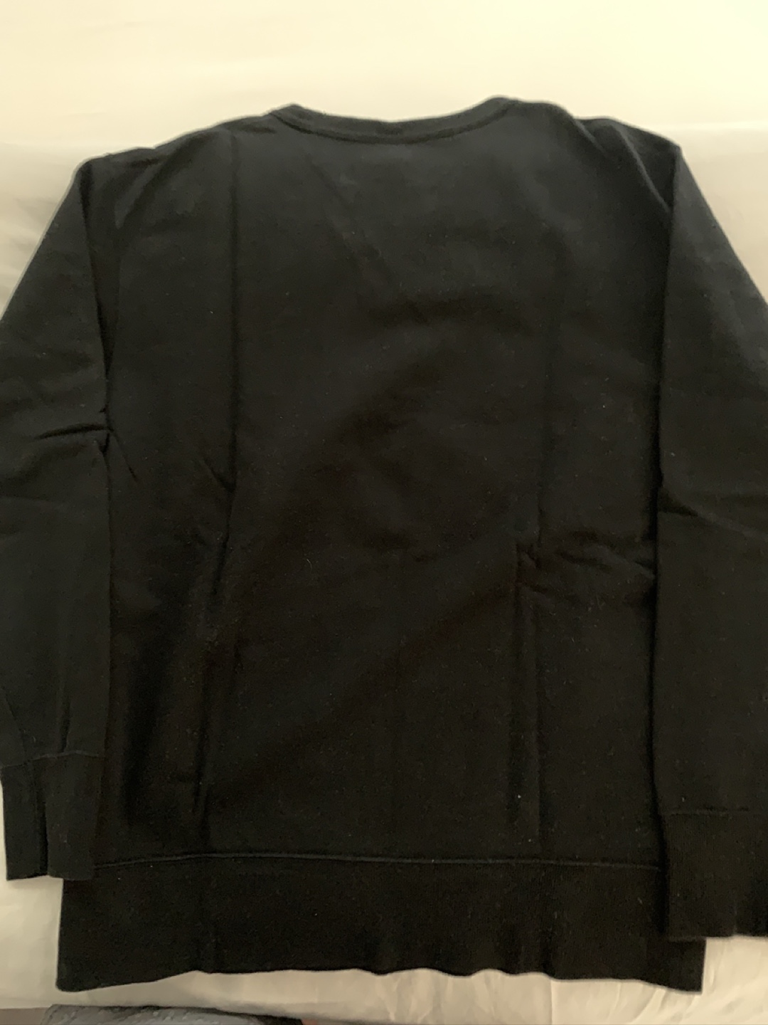 Uniqlo X Star Wars Gold Logo Sweatshirt - photo 2