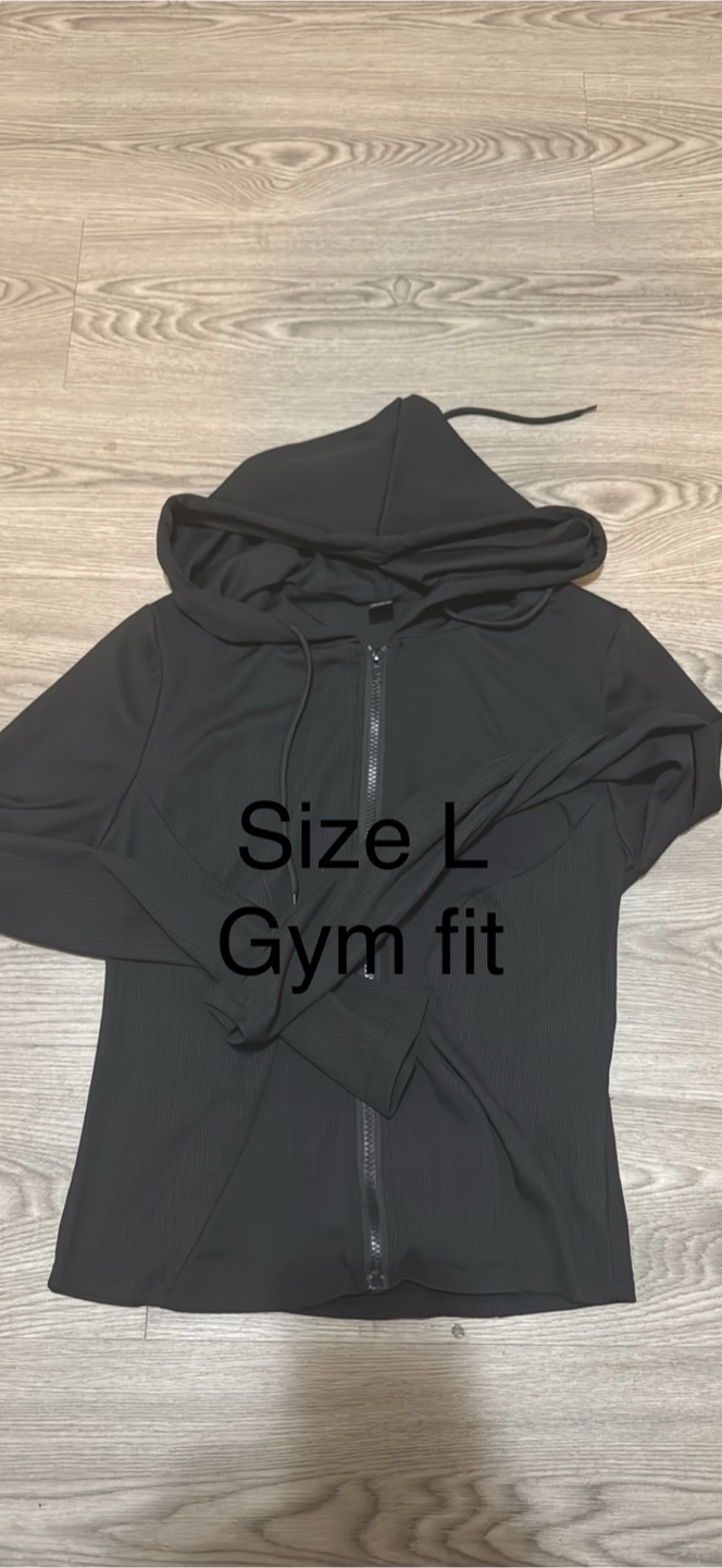 Clothes Bundle - photo 3