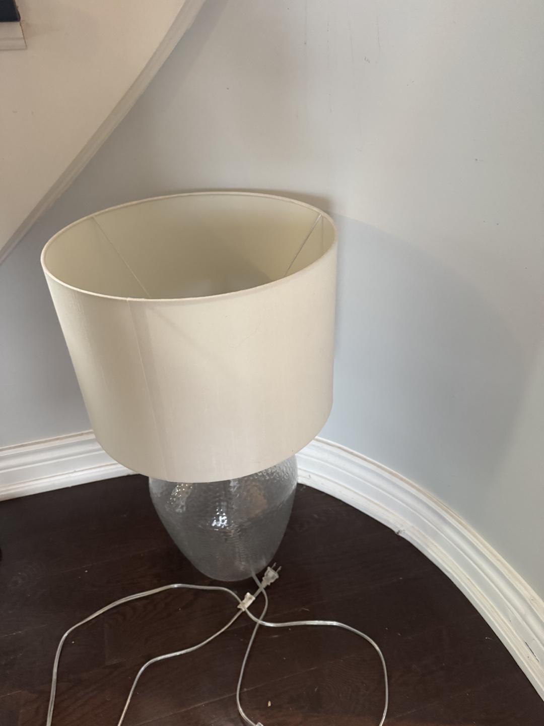 Glass Base Table Lamp with Lampshade - photo 3