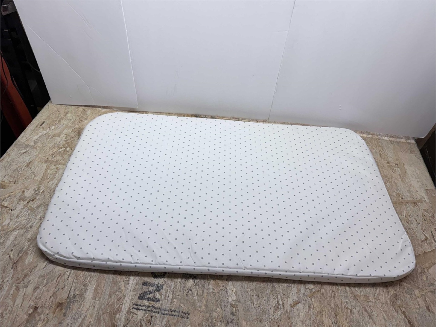 Grey Bassinet with Canopy - photo 3