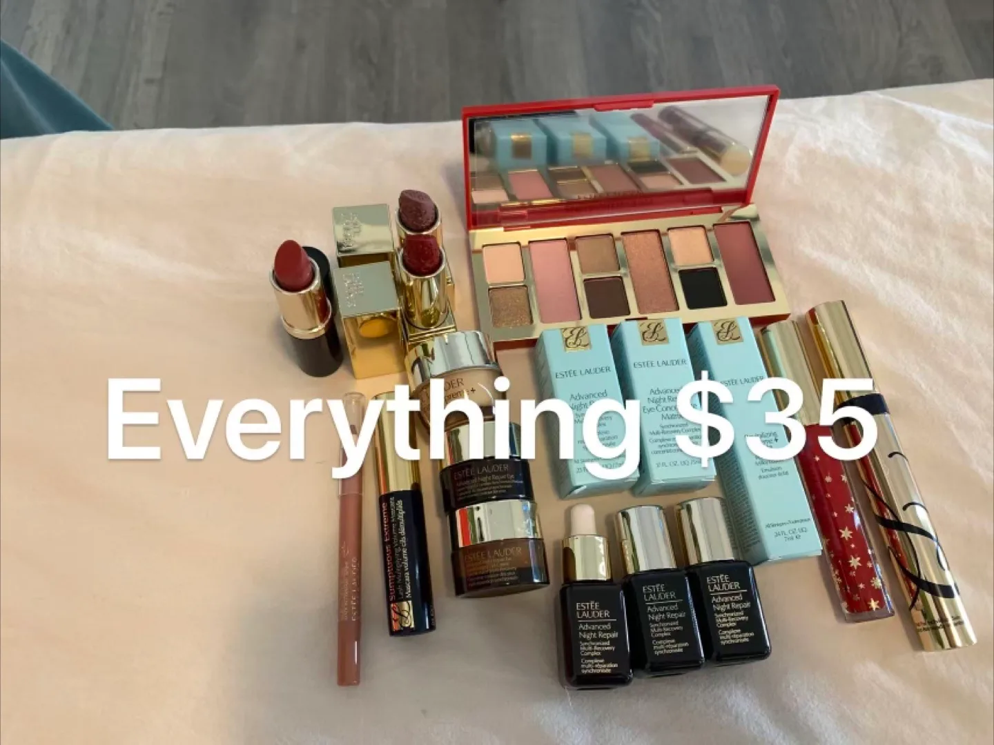 Brand New Estee Lauder Makeup Bundle thumbnail