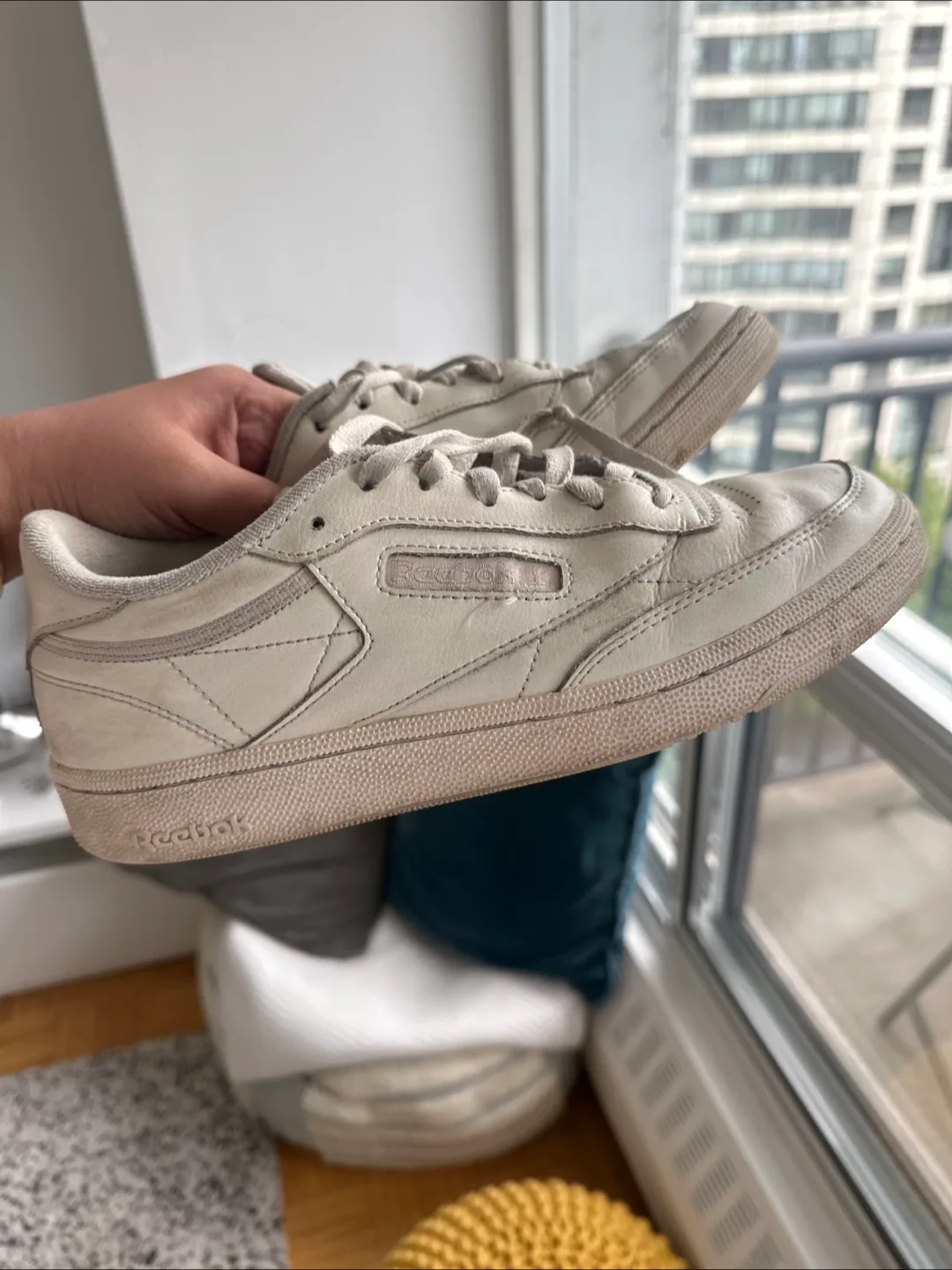 Reebok sneakers thumbnail