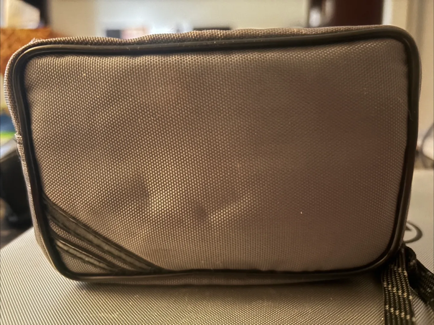 Minolta Freedom II Camera with Case image indicator(3)