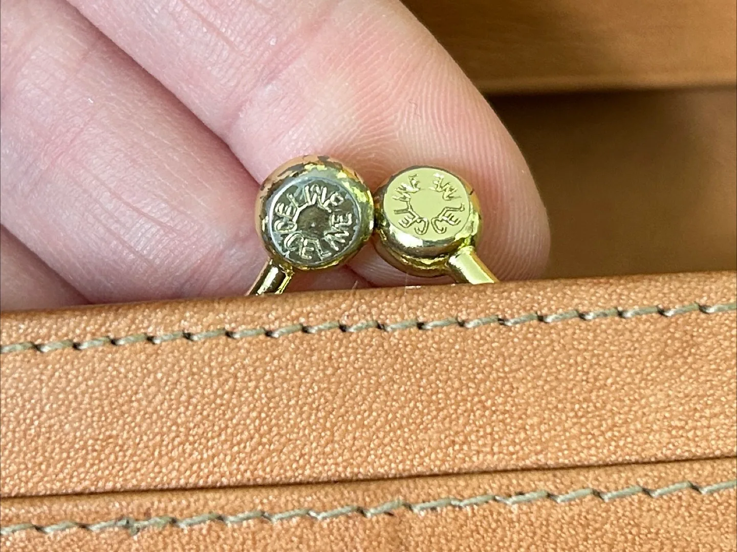 Vintage Celine Wallet - Authentic image indicator(3)