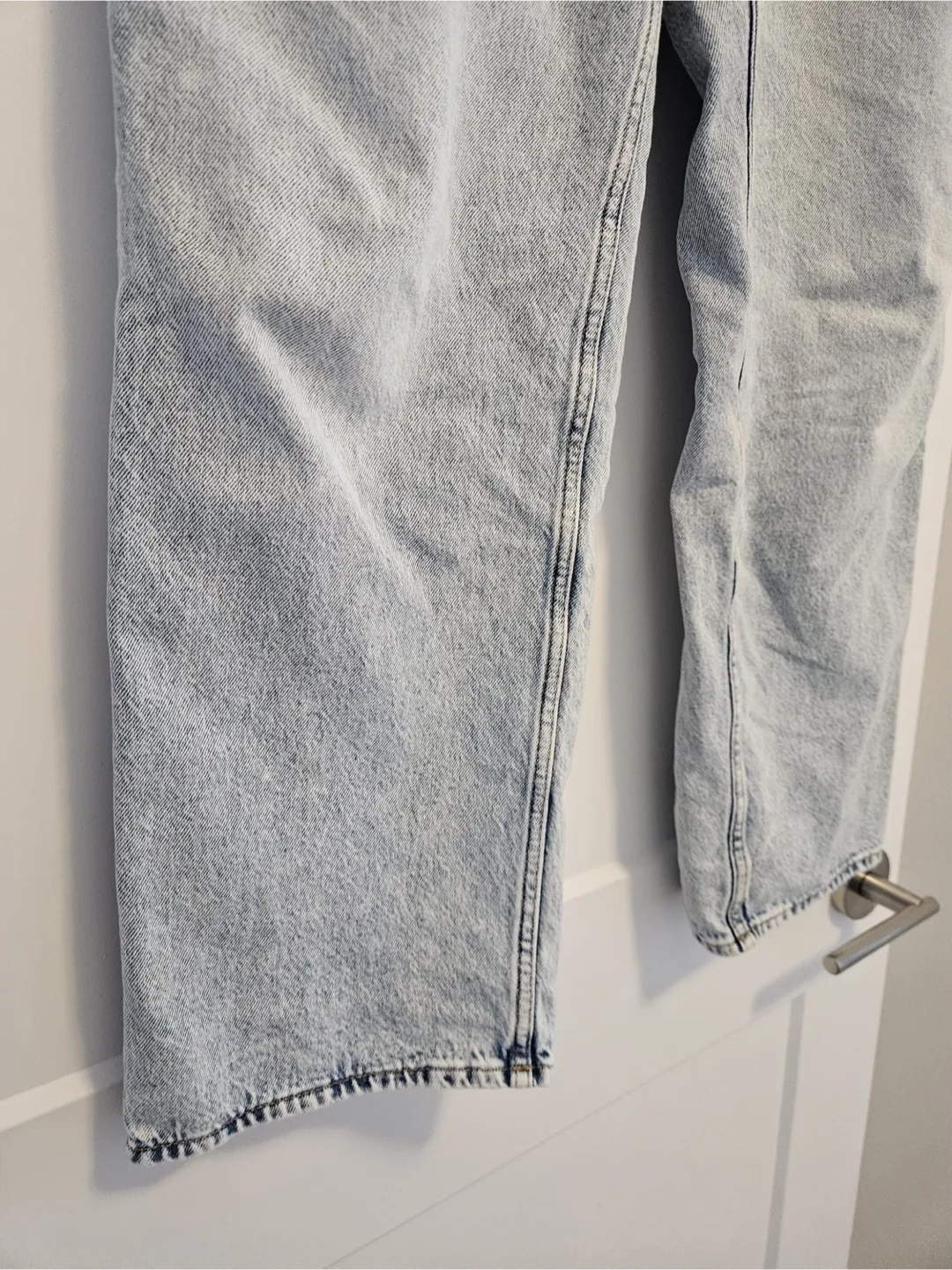 Light Wash Denim Jeans image indicator(3)