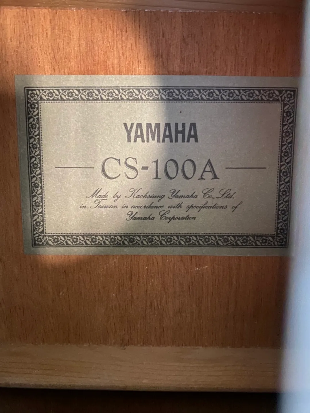 Yamaha CS-100A Acoustic Guitar image indicator(2)