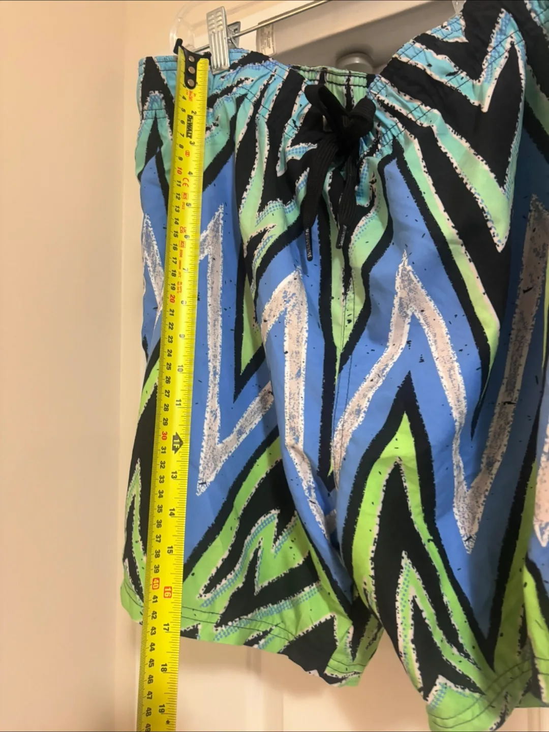 Beach Shorts image indicator(6)