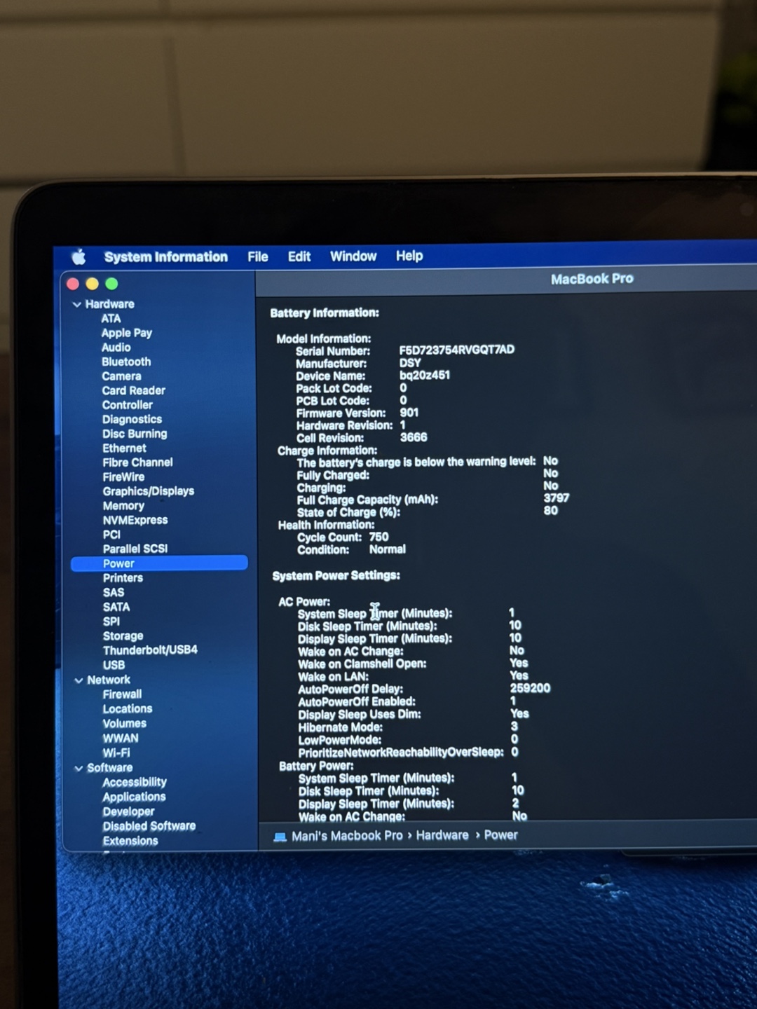 Apple MacBook Pro 2017 -A1708 - photo 2