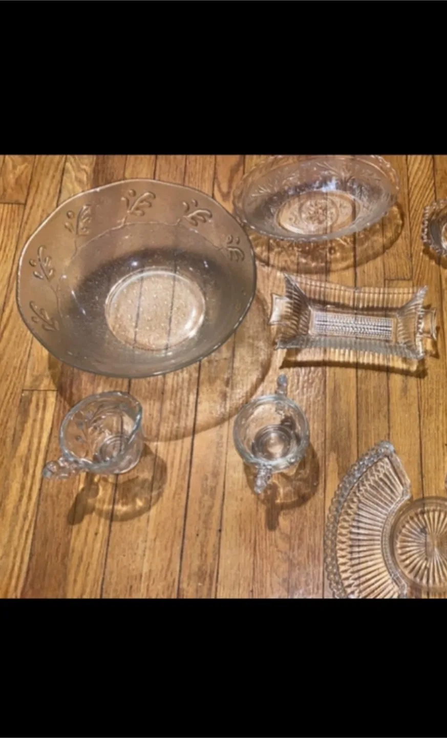 Elegant Clear Glass Antique Dishes/Bowls - Assortment image indicator(2)