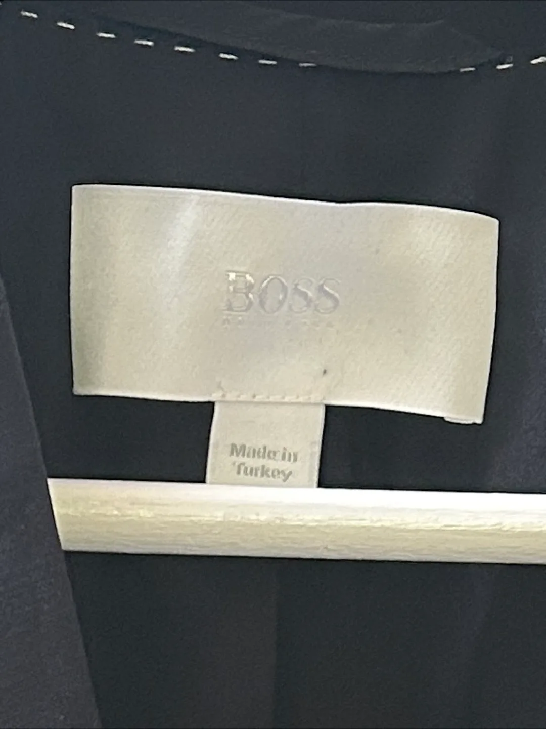 Hugo Boss 96% Virgin Wool Black Blazer (size 0) image indicator(2)