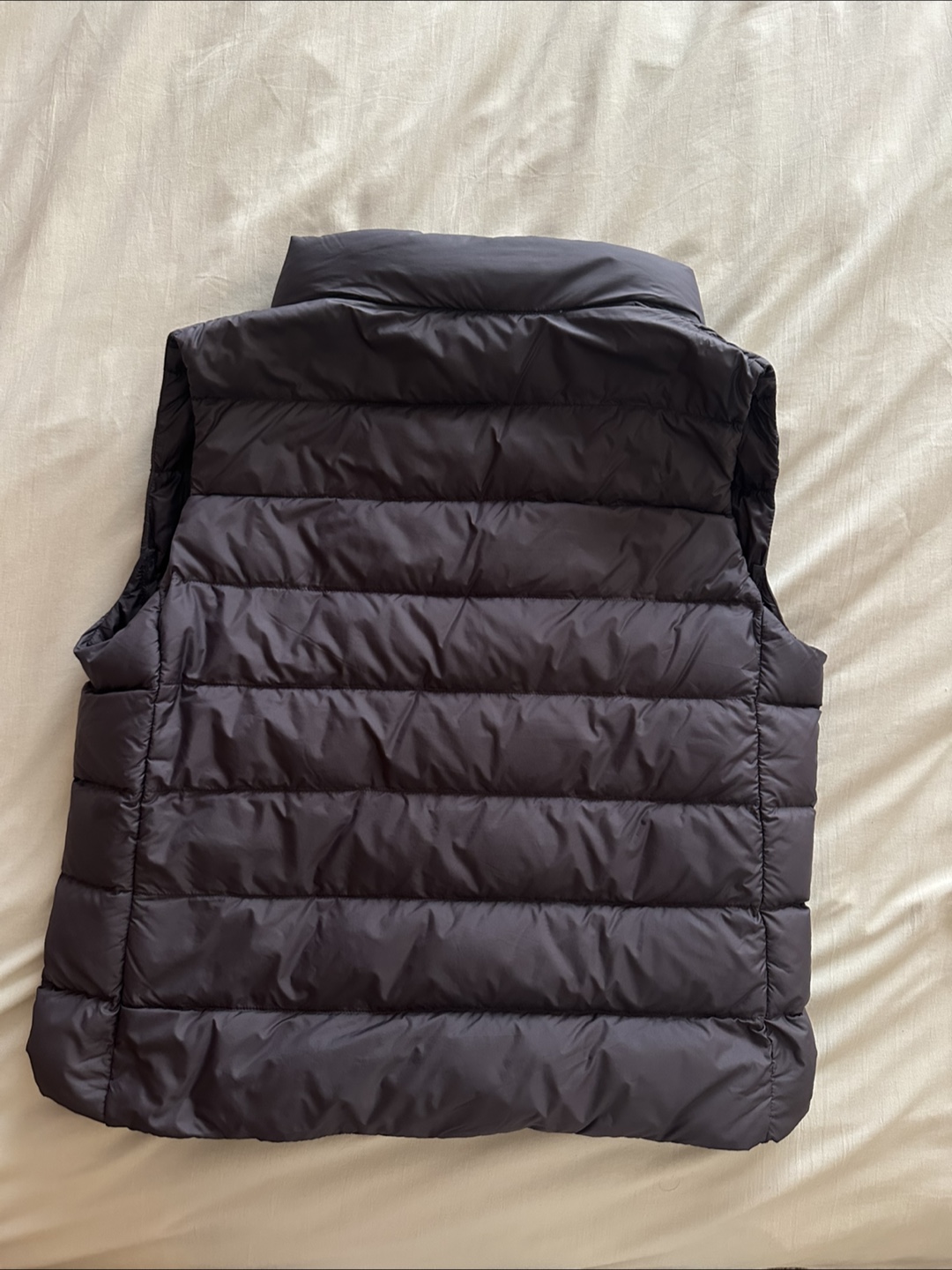 Uniqlo Ultra Light Down Vest - photo 2