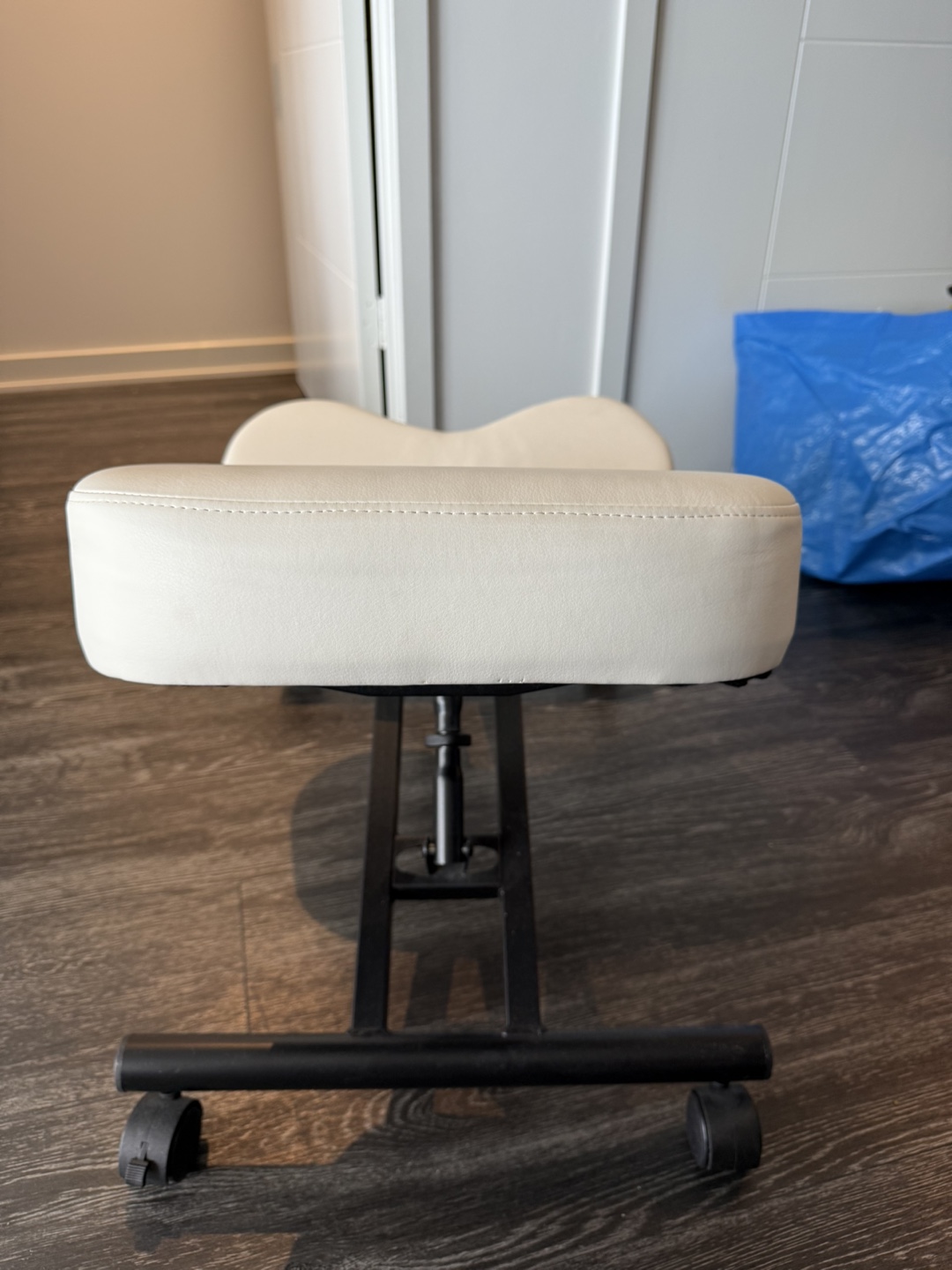 Ergonomic Kneeling Chair - photo 2