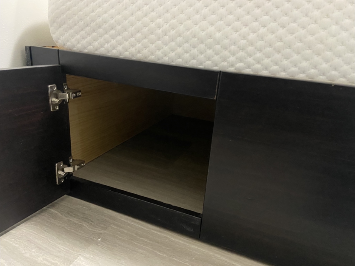 Bedroom furniture - twin bed, dresser & nightstand - photo 5