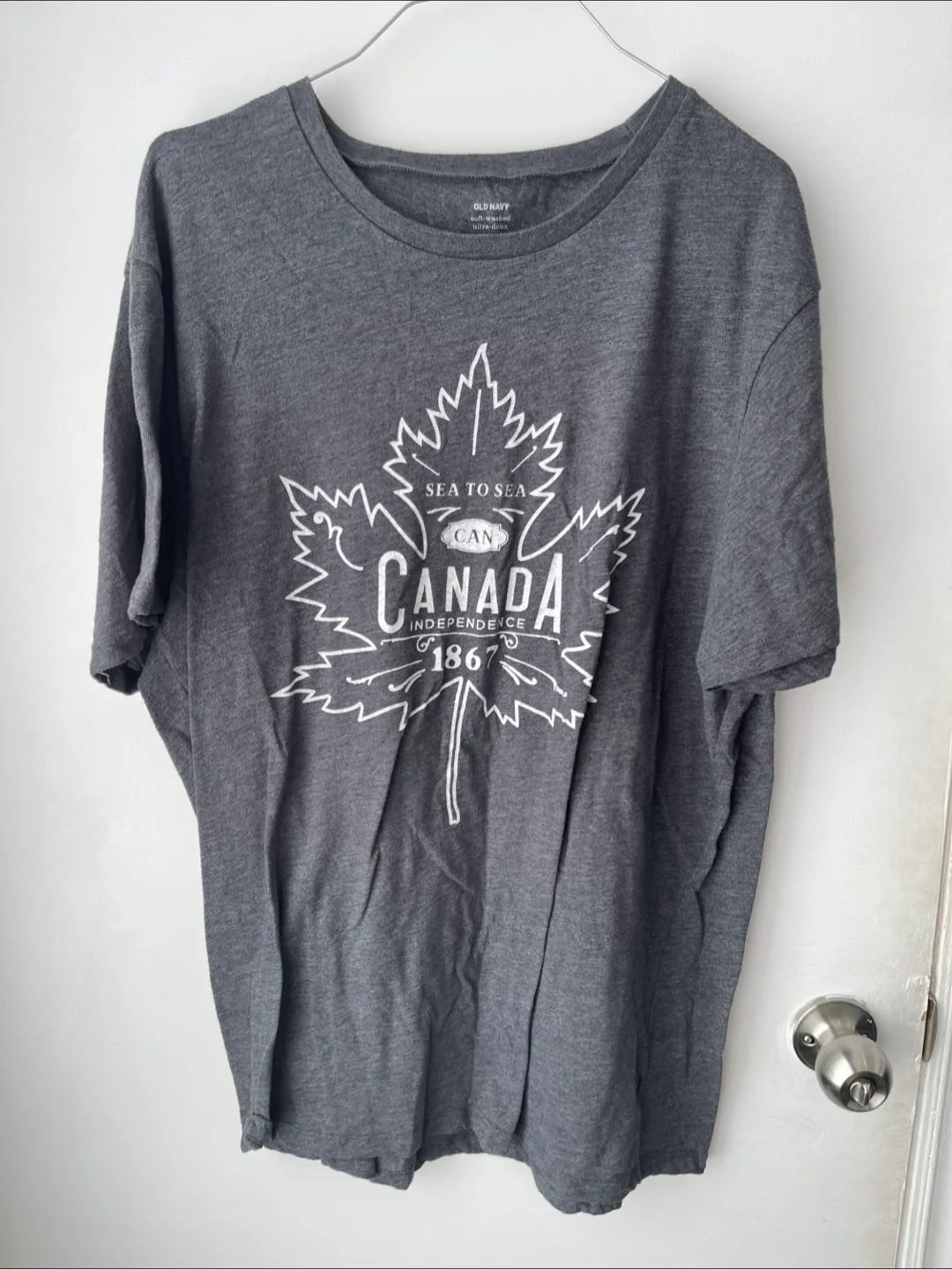 New Men’s Shirts XXL take everything for $15 image indicator(5)