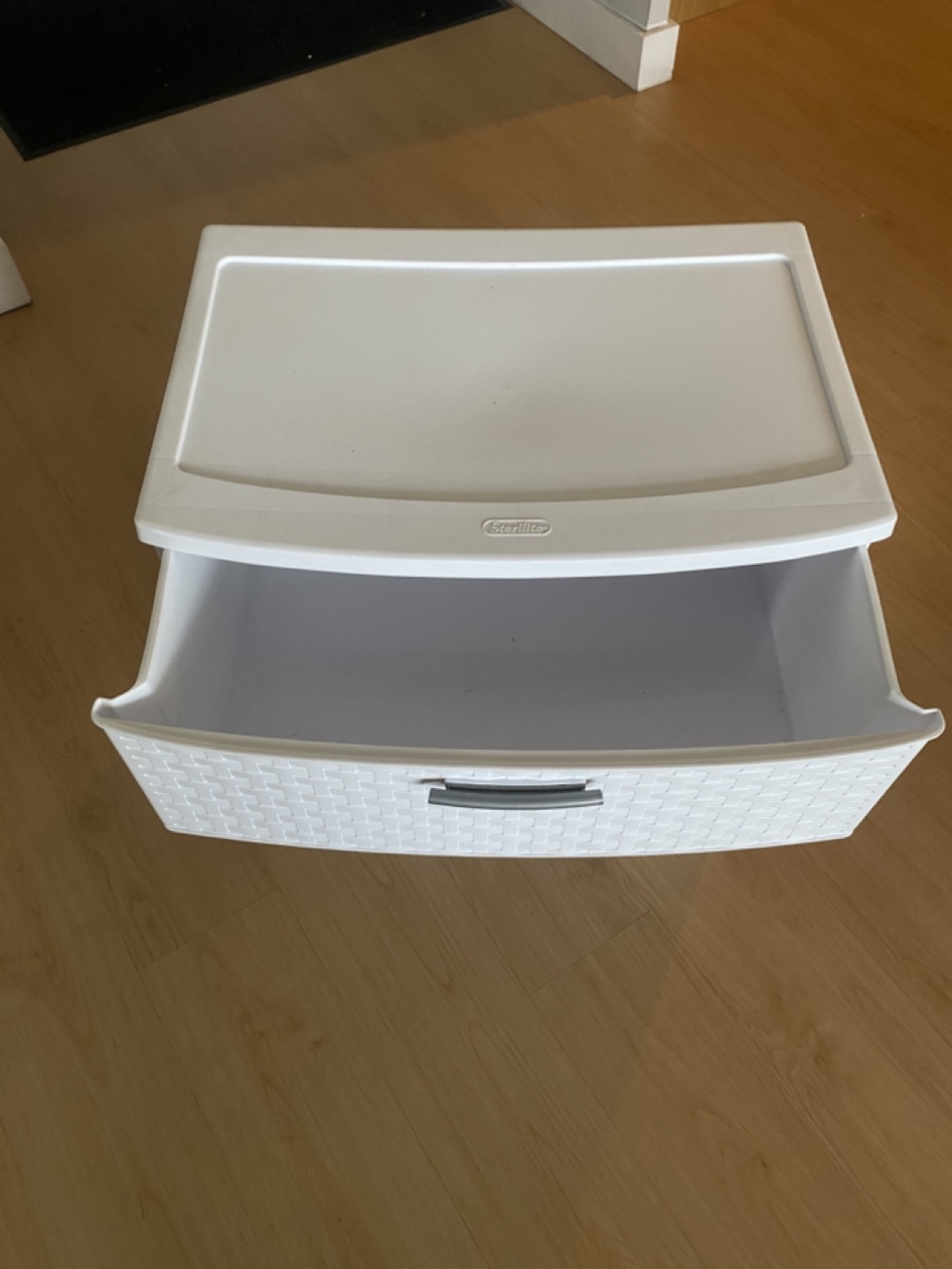 Sterilite White Woven Drawer Chest - photo 2