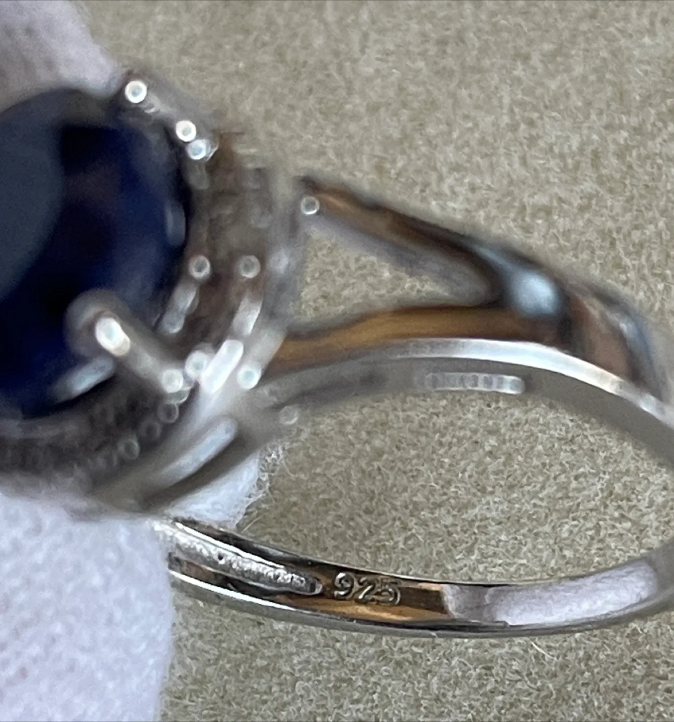 Blue Sapphire & White Diamond 💍 Ring (Jewelry) image indicator(4)