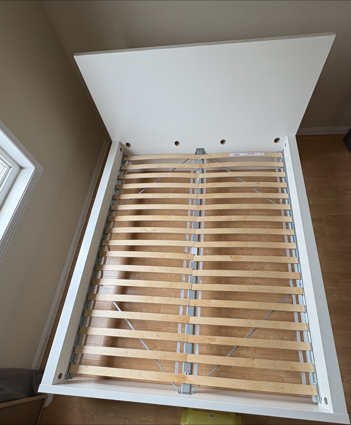 Queen size bed