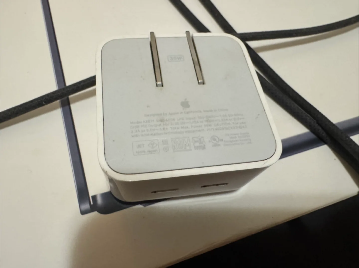 MacBook Air 15-inch M3 8MB/256GB SSD image indicator(4)