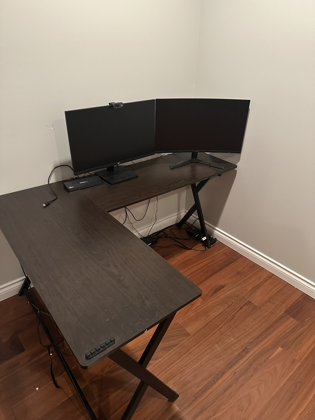 L-shaped computer desk - photo 2