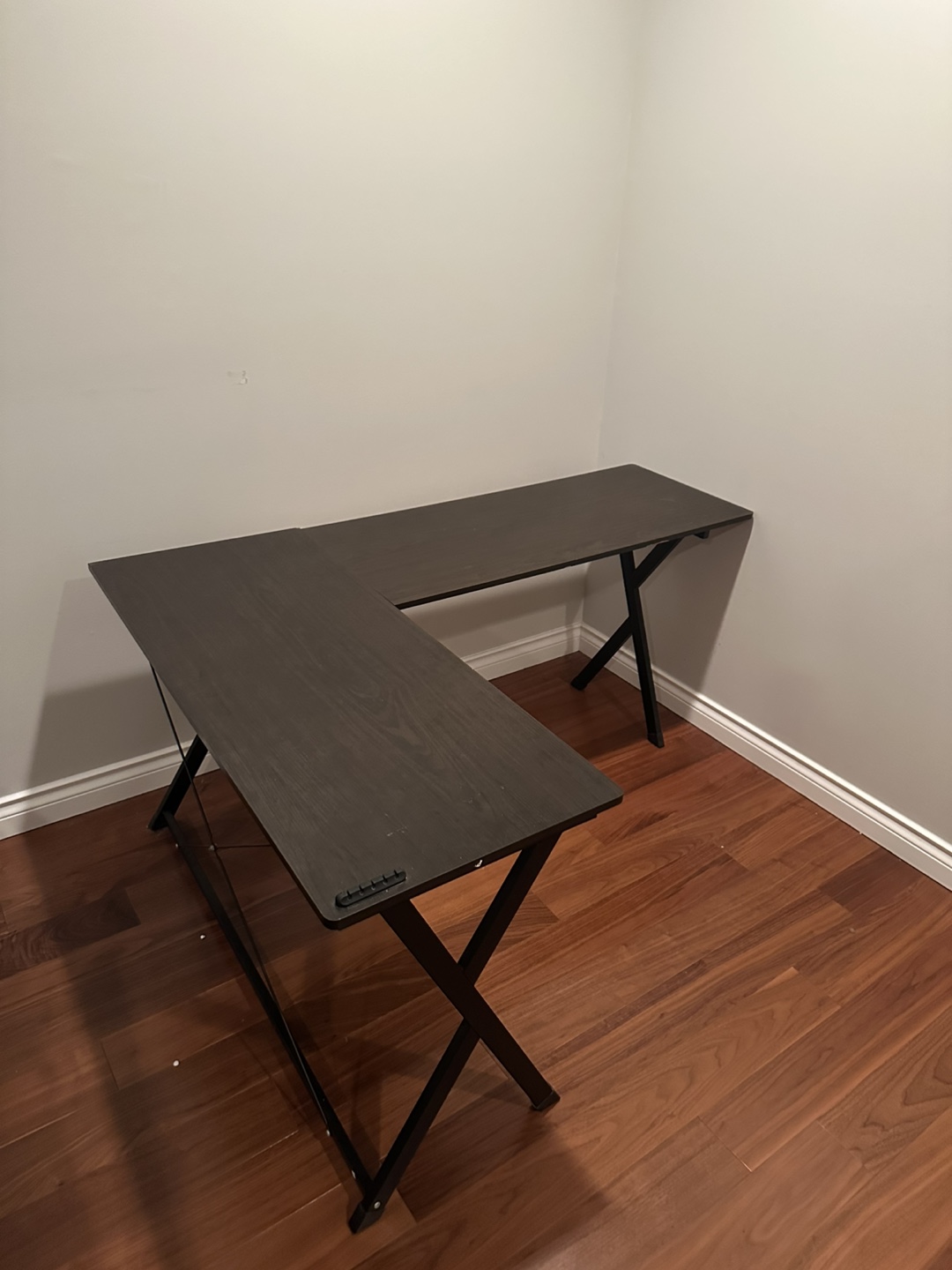 L-shaped computer desk