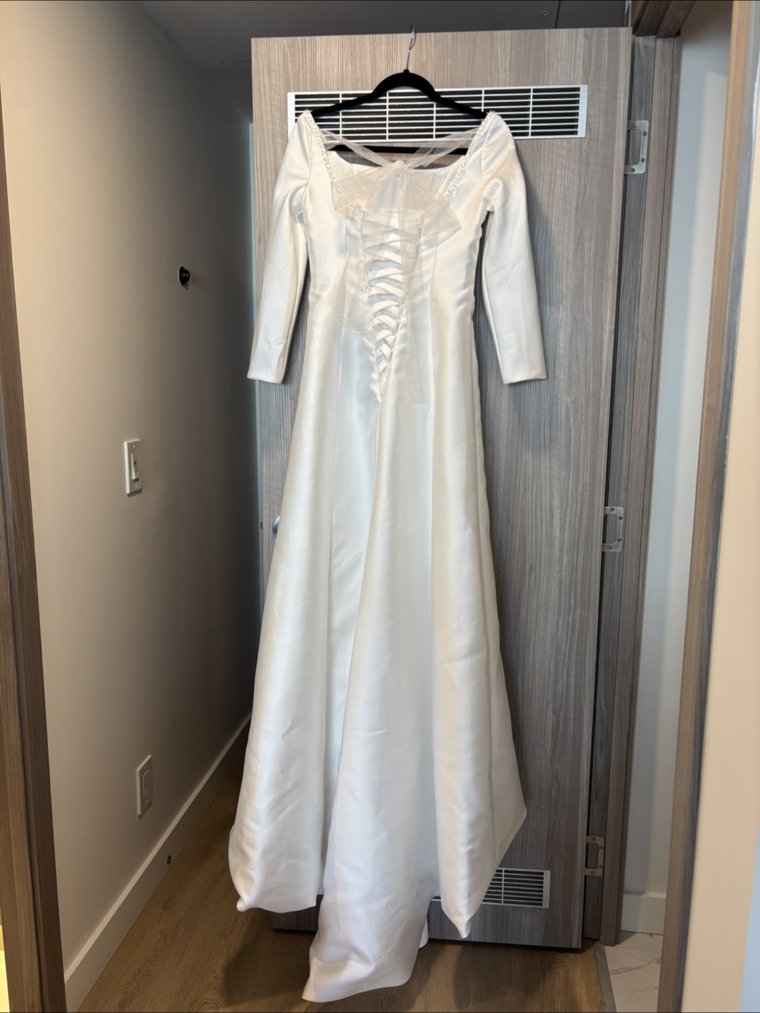 Elegant Wedding Gown