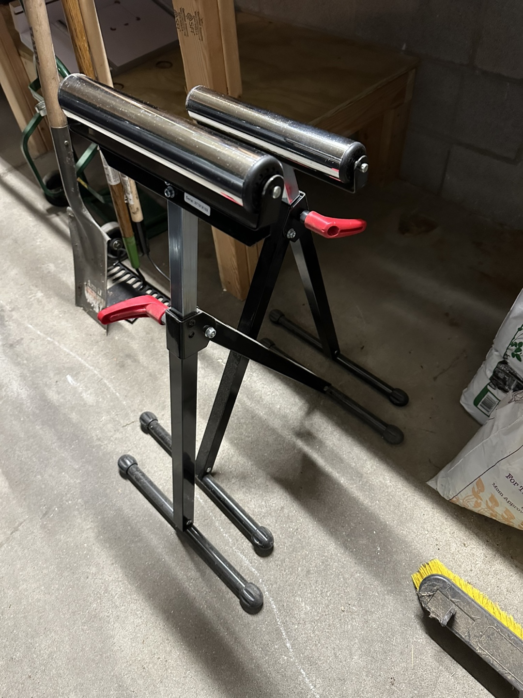 Adjustable Roller Stand - photo 3