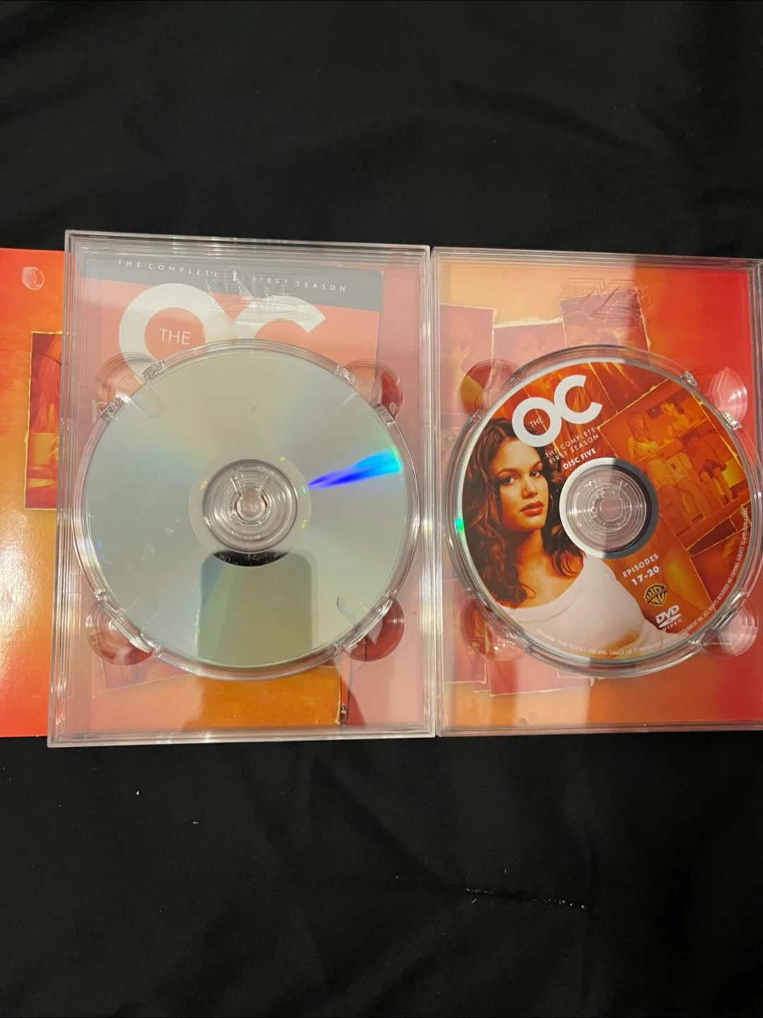 The O.C. Seasons 1-4 Complete DVD Set image indicator(2)