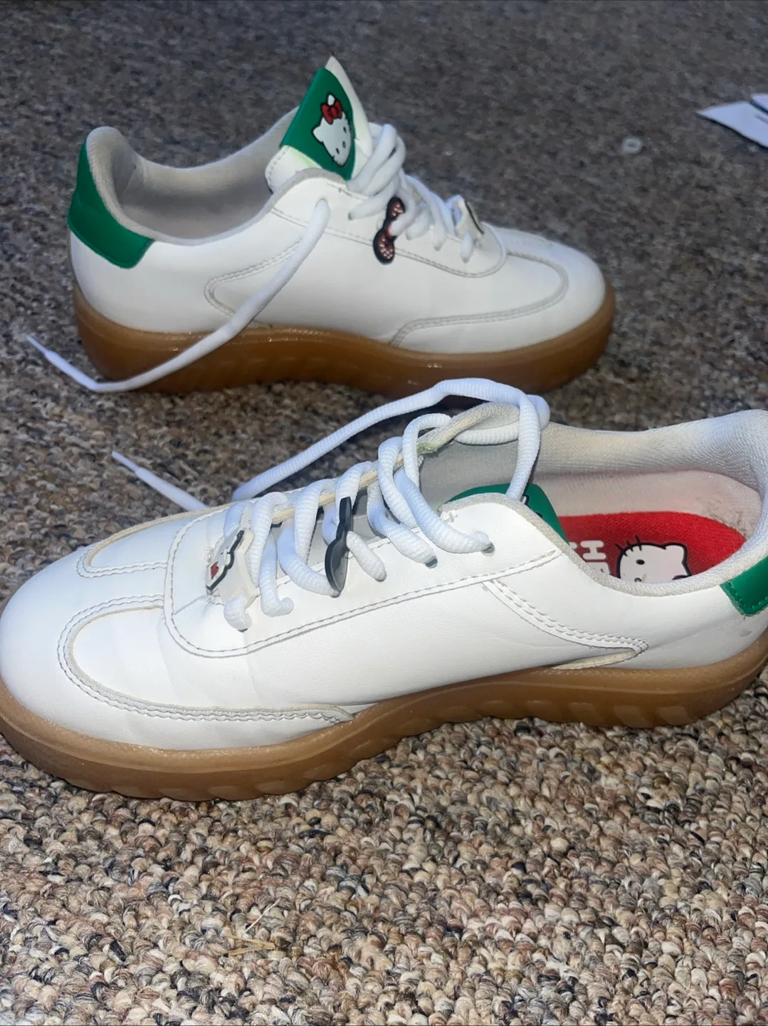 Hello Kitty White Sneakers 7.5 image indicator(2)