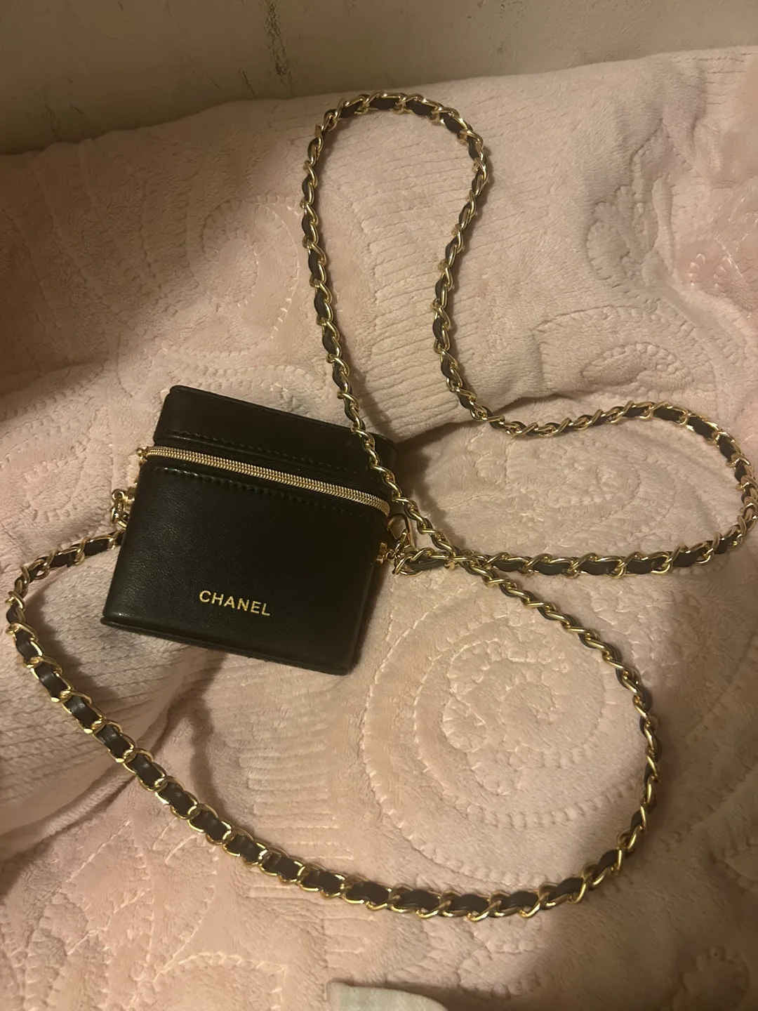 Chanel Black Vanity Crossbody Bag thumbnail
