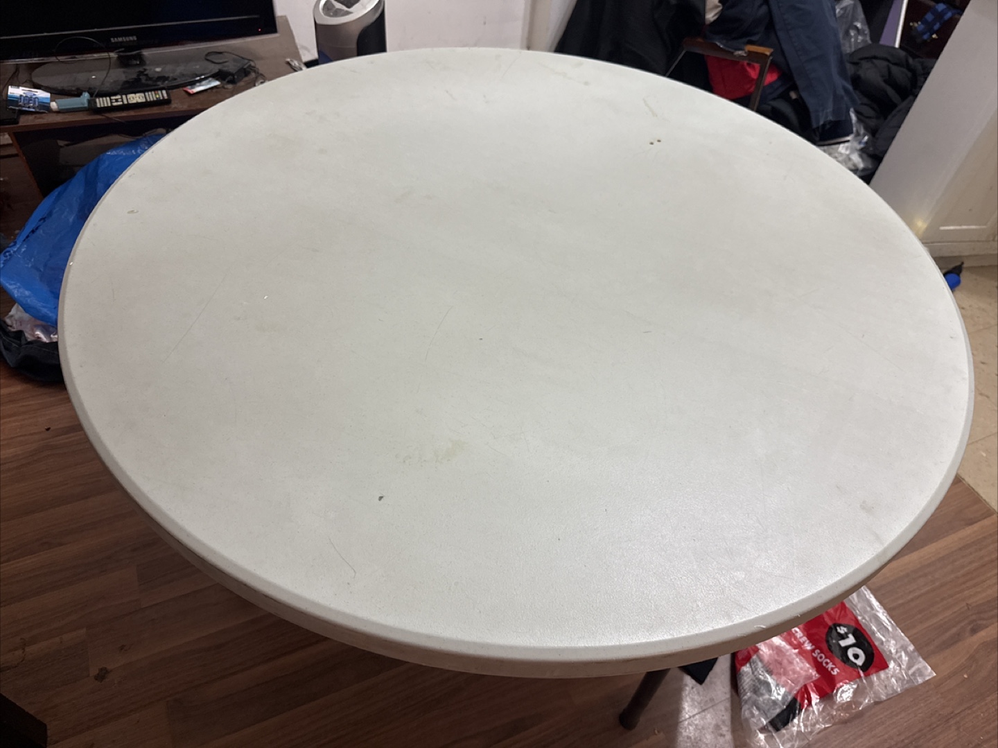 Round Folding Table