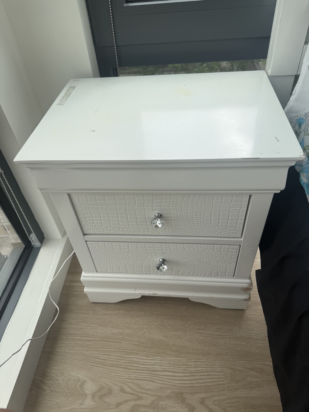White Nightstand with Crystal Knobs