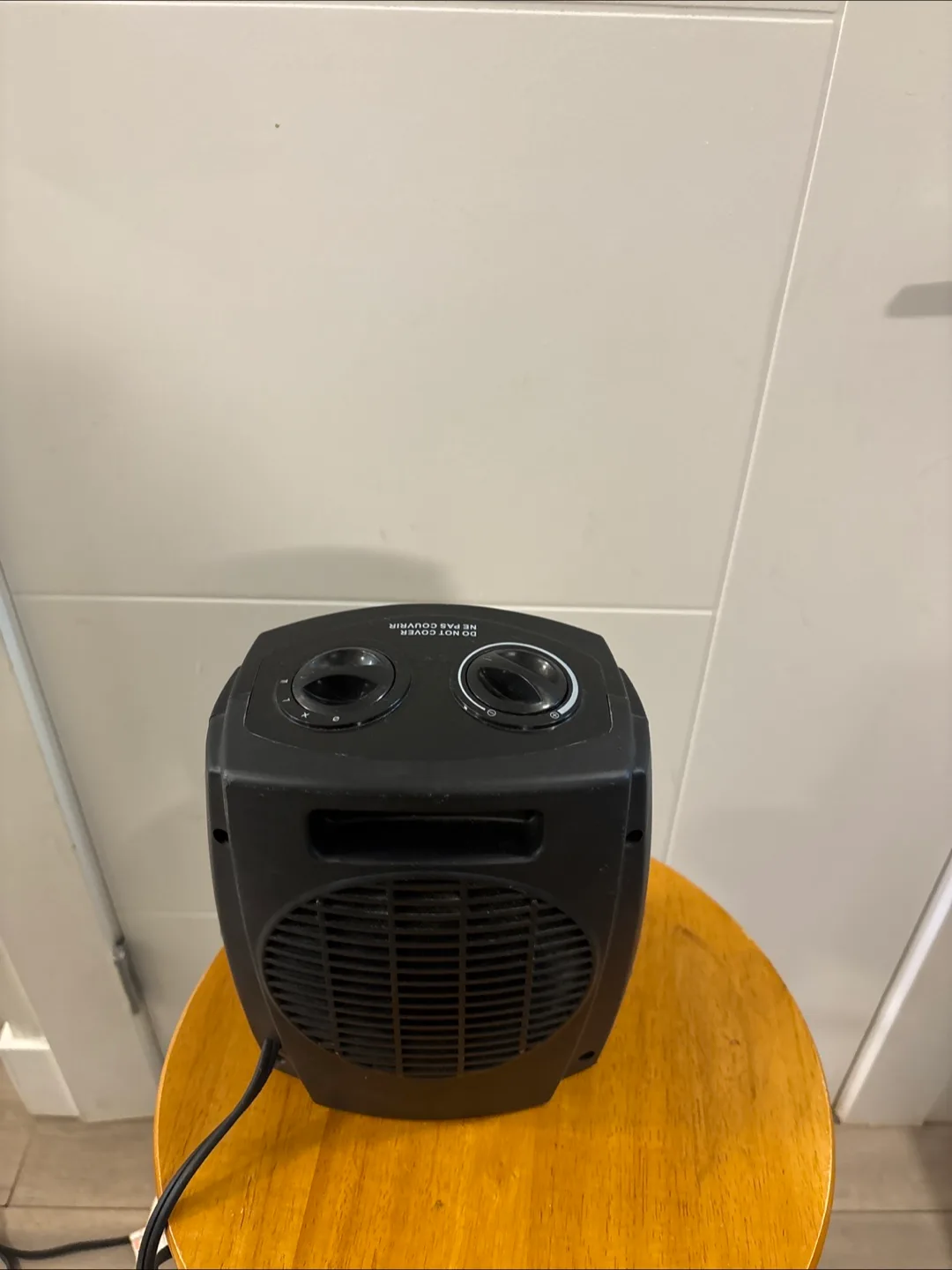 Elected Mart Black Space Heater image indicator(4)