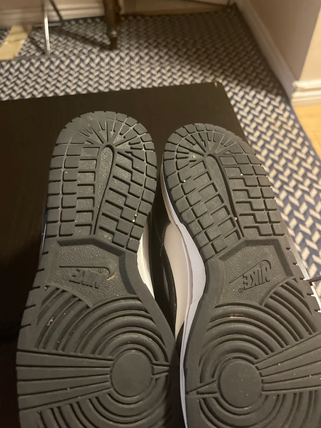 Nike Dunk Low Black and White Sneakers image indicator(3)