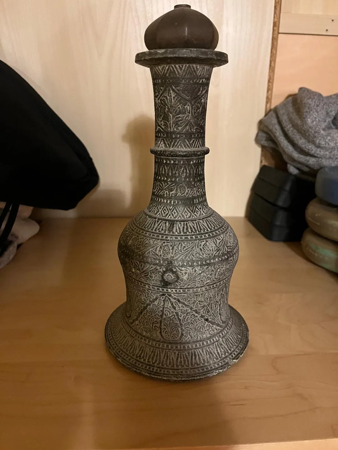 Ornate stone Vase image indicator(5)