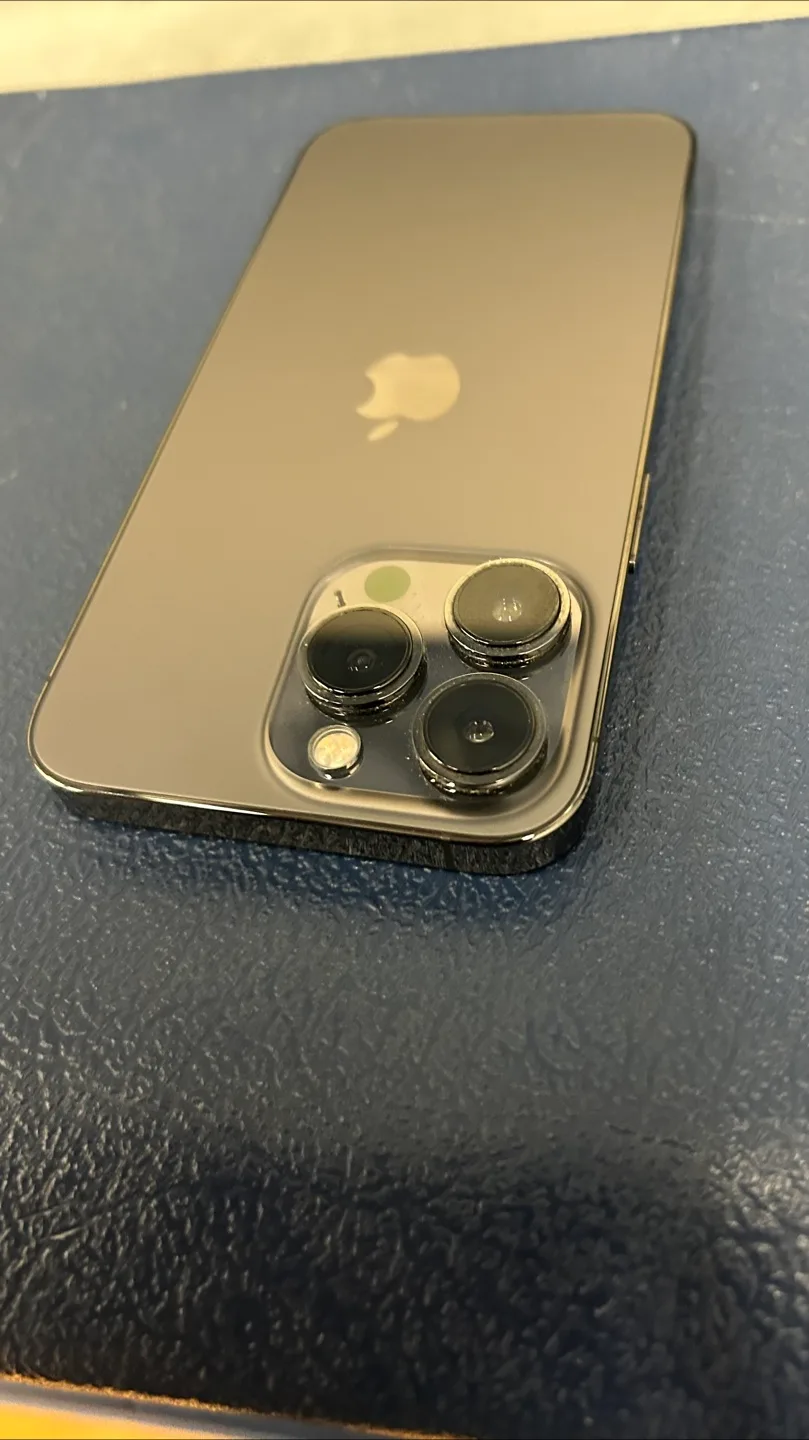 iPhone 13pro good condition image indicator(5)