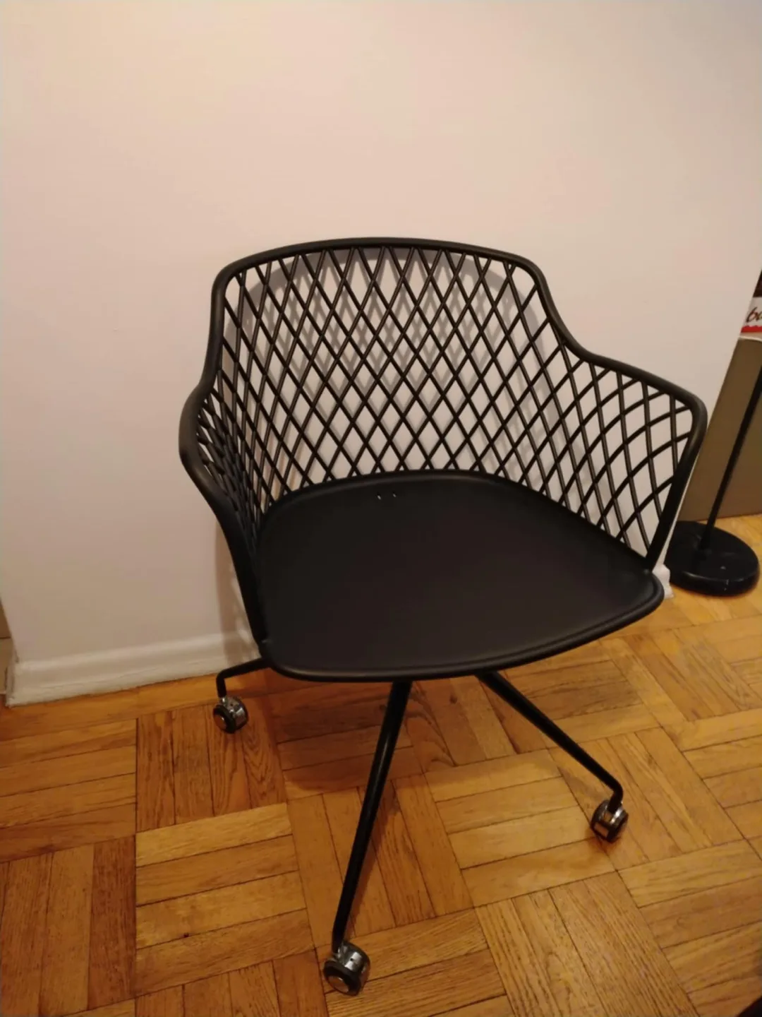 Black Modern Office Chair image indicator(2)