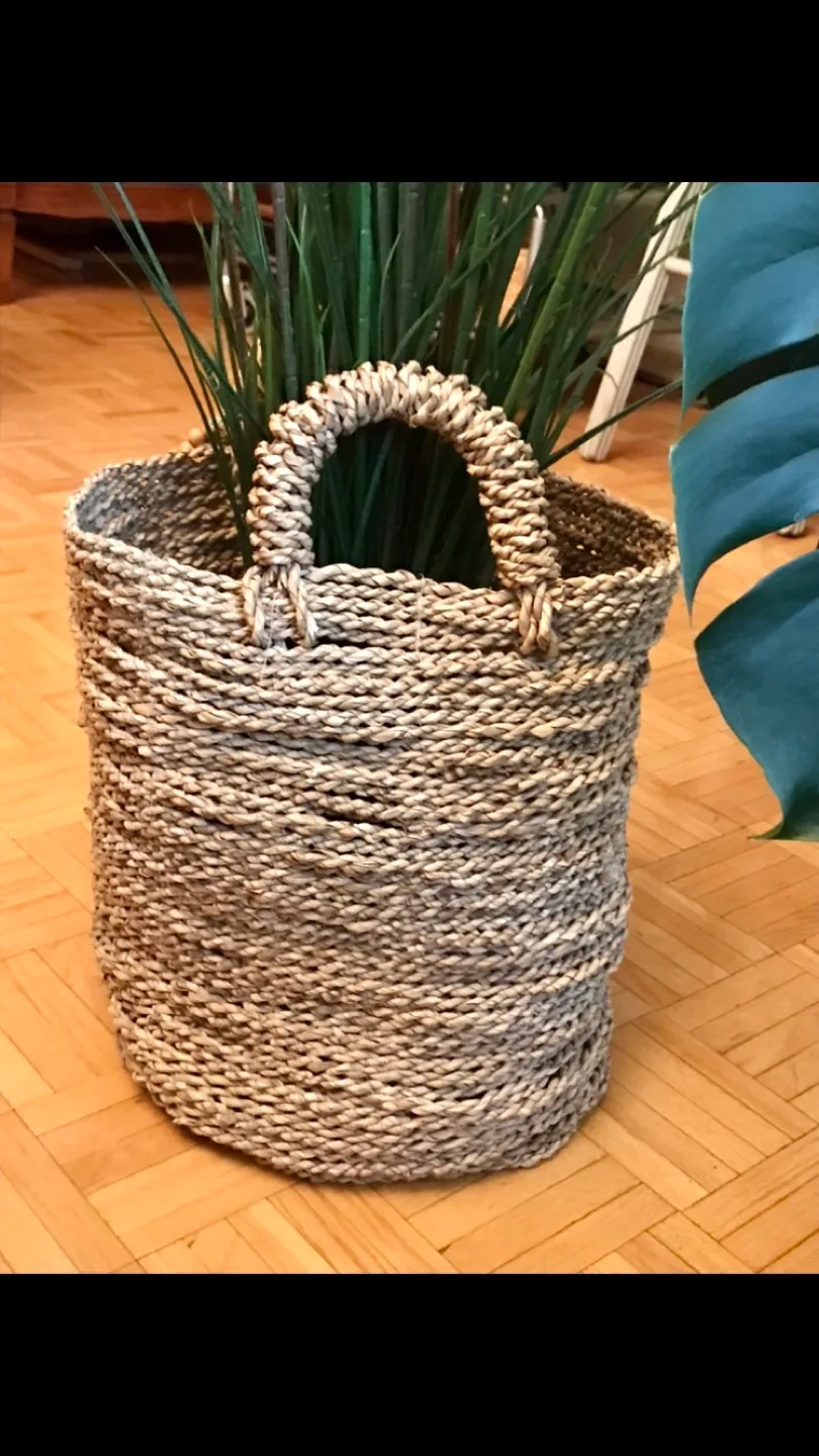 Beautiful Seagrass Basket- for cosy blanket, plant, pillows image indicator(3)
