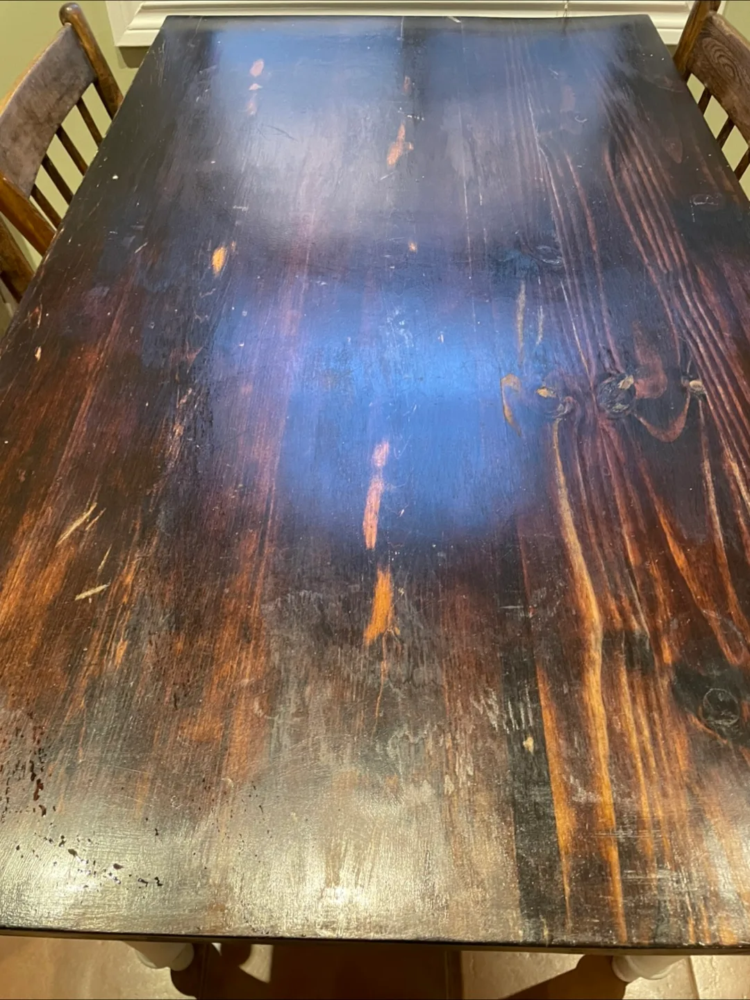 Small Kitchen Table image indicator(2)