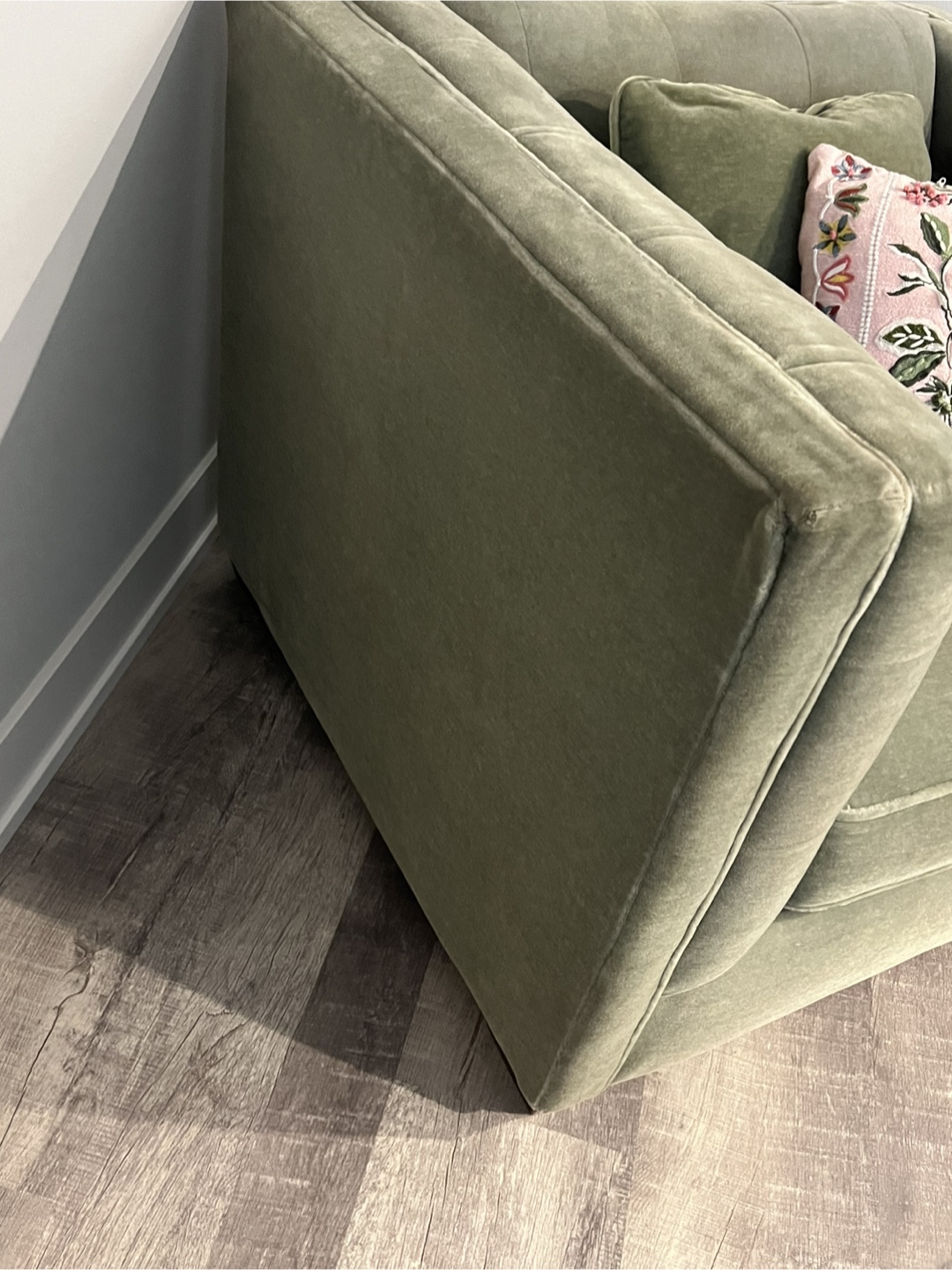 Green Oversized Chair - photo 2