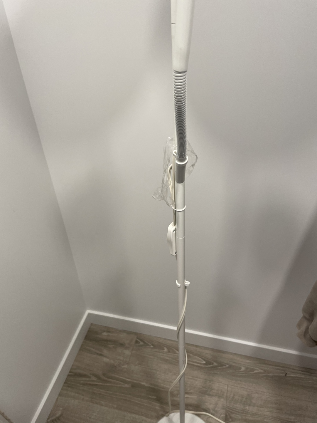 White floor lamp IKEA standard - photo 4