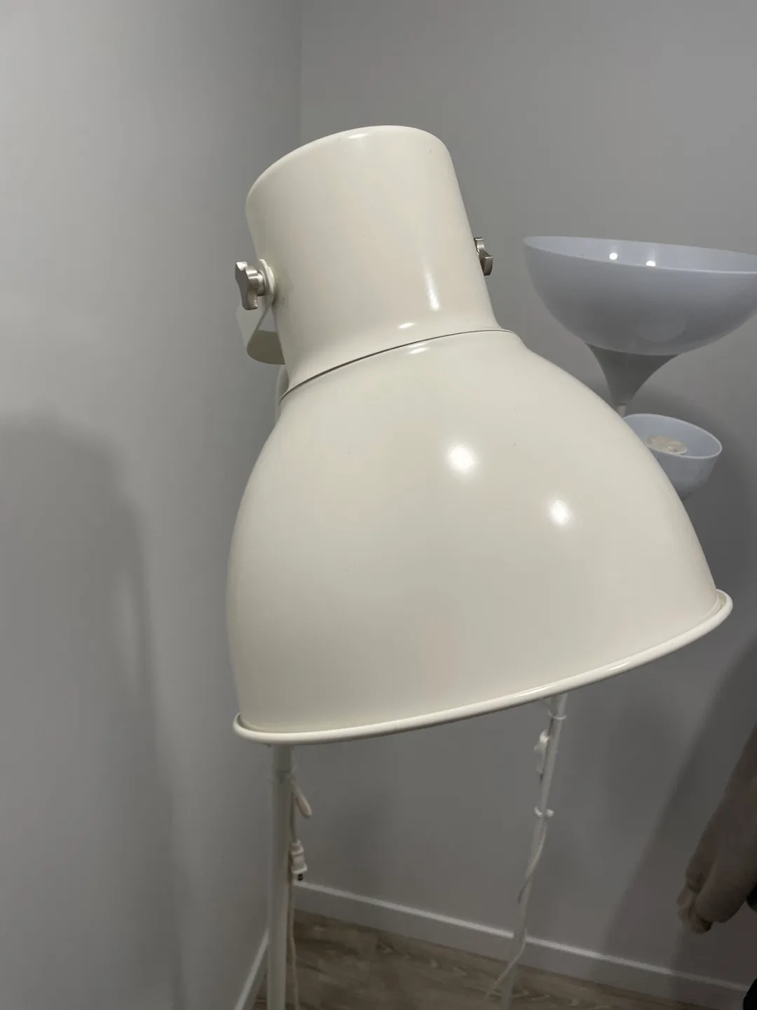 Floor Lamp IKEA white image indicator(6)