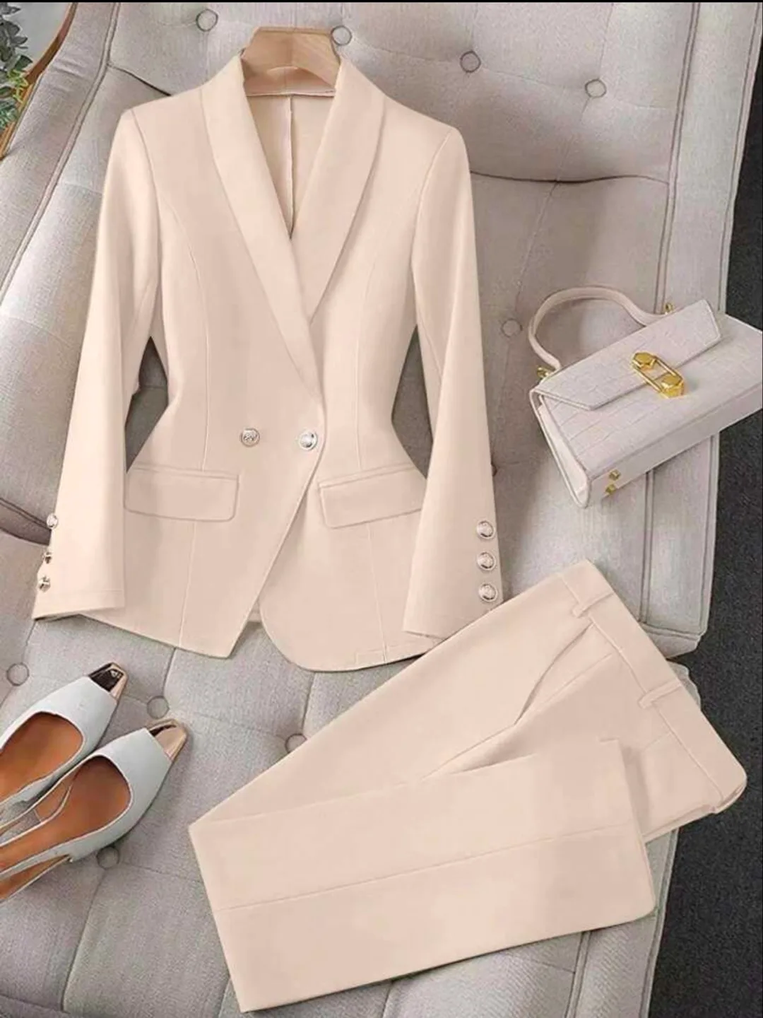 SHEIN Beige Blazer & Pant Set thumbnail
