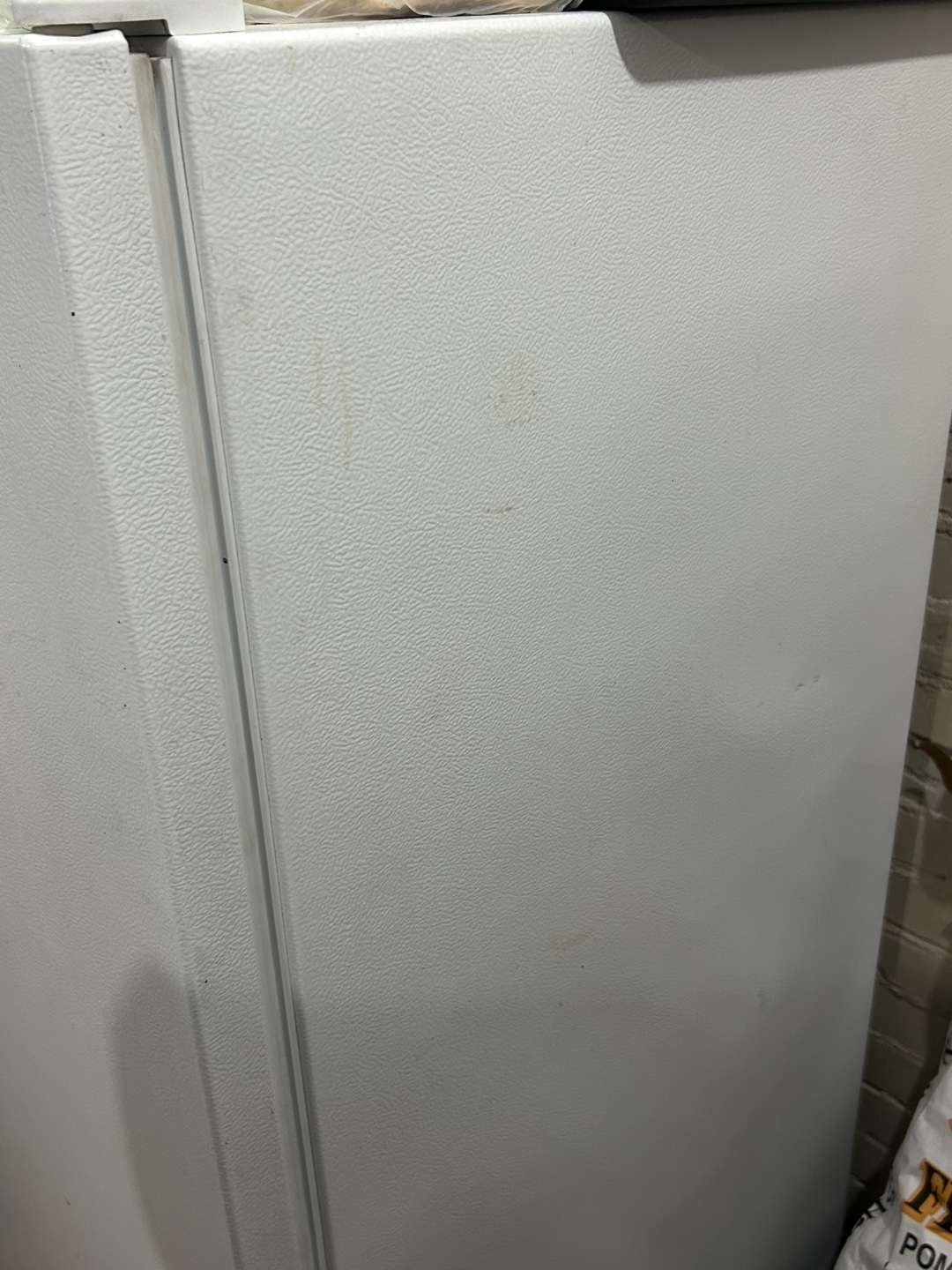 Large White freezer - photo 2