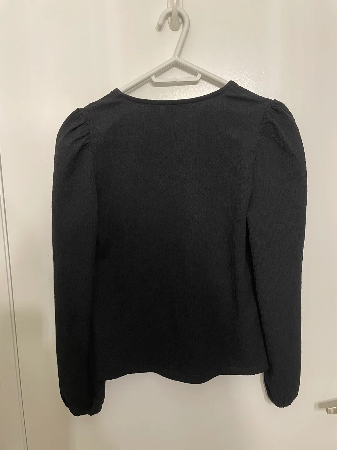 Reitmans Black Blouse image indicator(3)