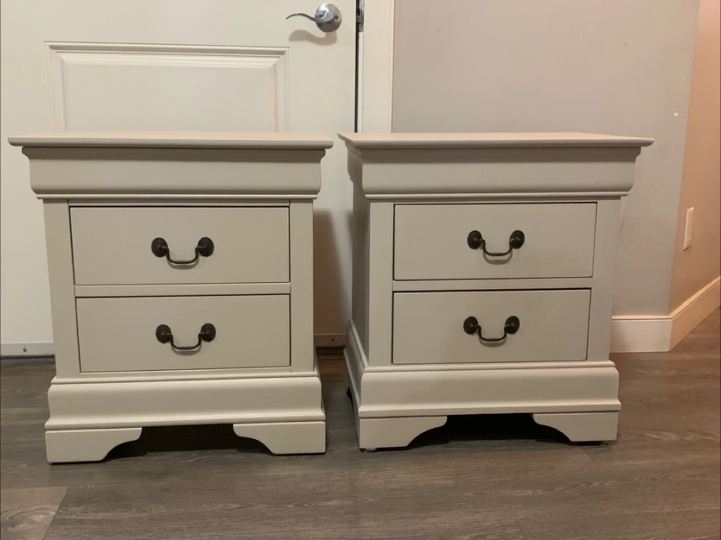 Pair of Nightstands thumbnail