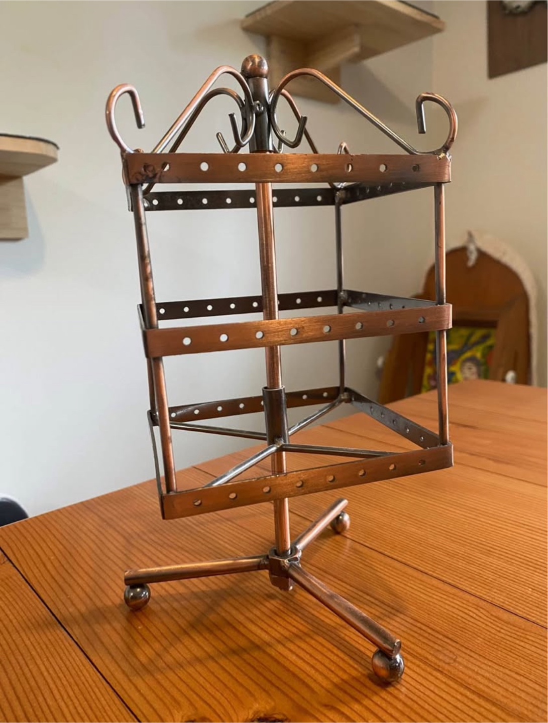 Copper-Toned Rotating Earring Display