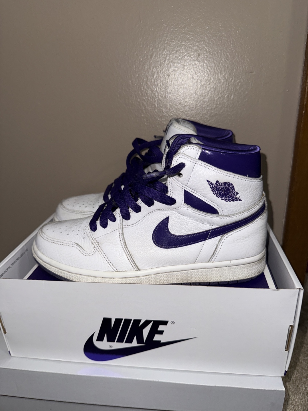 Nike Air Jordan 1 High - photo 3
